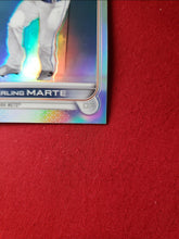 Load image into Gallery viewer, 2022 Topps Chrome Starling Marte #132 New York Mets SHIPPED AND INSURED