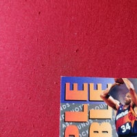 Load image into Gallery viewer, 1993 Upper Deck Charles Barkley 3-D Standouts #TD1 Phoenix Suns HOF SHIPPING IS INCLUDED