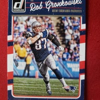 Load image into Gallery viewer, 2016Optic Rob Gronkowski #182 Patriots SHIPPING IS INCLUDED