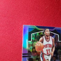 Load image into Gallery viewer, 2020 Prizm Isiah Thomas #30 Detroit Pistons HOF SHIPPING IS INCLUDED
