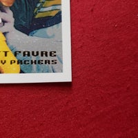 Load image into Gallery viewer, 1995 Topps Brett Favre #34 3,000 Yard Club Packers HOF SHIPPING IS INCLUDED
