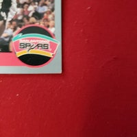 Load image into Gallery viewer, 1990 NBAHoops David Robinson Rookie Of The Year #270 San Antonio Spurs HOF SHIPPING IS INCLUDED