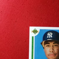 Load image into Gallery viewer, 1991 Upper Deck Bernie Williams RC #11 NY Yankees SHIPPING IS INCLUDED