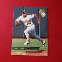 Load image into Gallery viewer, 1993 Fleer Ultra Rickey Henderson #258 Oakland Athletics HOF SHIPPING IS INCLUDED
