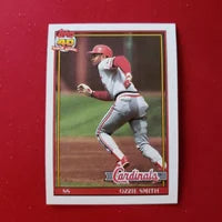 Load image into Gallery viewer, 1991 Topps 40th Ozzie Smith #130 St Louis Cardinals HOF SHIPPING IS INCLUDED
