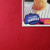 Load image into Gallery viewer, 1980 Topps Traded Gaylord Perry #582 New York Yankees SHIPPING IS INCLUDED
