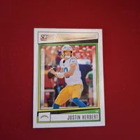 Load image into Gallery viewer, 2022 Score Justin Herbert #136 Oregon Ducks/Chargers SHIPPING IS INCLUDED
