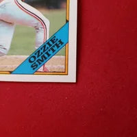 Load image into Gallery viewer, 1988 Topps Ozzie Smith #460 St Louis Cardinals HOF SHIPPING IS INCLUDED
