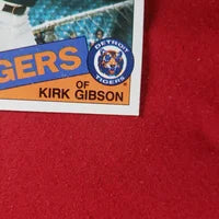 Load image into Gallery viewer, 1980 Topps Traded Gaylord Perry #582 New York Yankees SHIPPING IS INCLUDED
