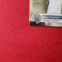 Load image into Gallery viewer, 2022 Topps Chrome Max Muncy #42 Los Angeles Dodgers SHIPPING IS INCLUDED
