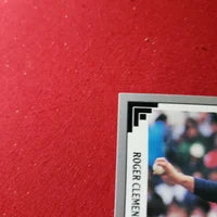 Load image into Gallery viewer, 1991 Leaf Series 1 Roger Clemons #488 Boston Red Sox SHIPPING IS INCLUDED
