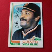 Load image into Gallery viewer, 1982 Topps Vida Blue #430 San Francisco Giants SHIPPING IS INCLUDED
