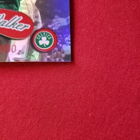Load image into Gallery viewer, 2000 Fleer Mystique Antoine Walker #149 SP/2000 Boston Celtics SHIPPING IS INCLUDED
