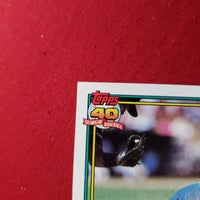 Load image into Gallery viewer, 1991 Topps 40th Rickey Henderson #670 Oakland A&#39;s HOF SHIPPING IS INCLUDED
