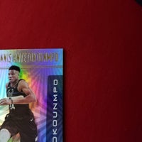 Load image into Gallery viewer, 2019 Illusions Gannis Antetokounmpo #26 Milwaukee Bucks SHIPPING IS INCLUDED
