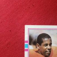 Load image into Gallery viewer, 1989 Topps Tony Dorsett #240 Dallas Cowboys HOF SHIPPING IS INCLUDED
