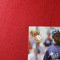 Load image into Gallery viewer, 1993 Fleer Ultra Ken Griffey Jr. #619 Seattle Mariners HOF SHIPPING IS INCLUDED
