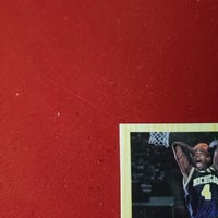 Load image into Gallery viewer, 1993 Classic Chris Webber RC #1 Michigan Wolverines HOF SHIPPING INCLUDED
