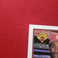 Load image into Gallery viewer, 1989 Bowman Tiffany Ozzie Smith #436 Cardinals HOF SHIPPING INCLUDED
