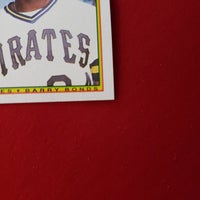 Load image into Gallery viewer, 1990 Bowman Barry Bonds #181 Pittsburgh Pirates SHIPPING IS INCLUDED
