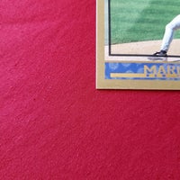 Load image into Gallery viewer, 1998 Topps Mariano Rivera #8 New York Yankees HOF SHIPPING IS INCLUDED
