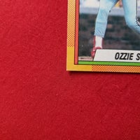 Load image into Gallery viewer, 1990 Topps Ozzie Smith #590 Cardinals HOF SHIPPING IS INCLUDED
