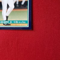 Load image into Gallery viewer, 1994 Score Ken Griffey Jr. #628 8 HR&#39;s in a row SHIPPING IS INCLUDED
