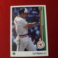 1989 Upper Deck Cal Ripkin Jr. #467 Baltimore Orioles HOF SHIPPED AND INSURED
