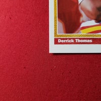 Load image into Gallery viewer, 1991 Upper Deck Derrick Thomas #165 K.C. Chiefs R of H SHIPPING IS INCLUDED
