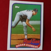 Load image into Gallery viewer, 1989 Topps Roger Clemons #450 Texas Longhorns Boston Red Sox SHIPPING IS INCLUDED

