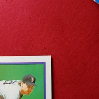 Load image into Gallery viewer, 1989 Topps Roger Clemons #450 Texas Longhorns Boston Red Sox SHIPPING IS INCLUDED
