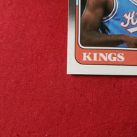 Load image into Gallery viewer, 1988 Fleer Kenny Smith #100 Sacramento Kings SHIPPING INCLUDED

