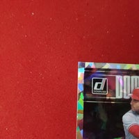 Load image into Gallery viewer, 2018 Donruss Joey Votto Dominator Crystal#D3 Cincinnati Reds SHIPPING INCLUDED
