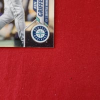 Load image into Gallery viewer, 2020 Topps Chrome Ken Griffey Jr. #U-87 Seattle Mariners HOF SHIPPING IS INCLUDED
