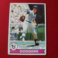 1979 Topps Tommy John #255 Los Angeles Dodgers SHIPPING IS INCLUDED