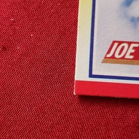 Load image into Gallery viewer, 1990 Score Joe Montana #311 Hot Gun San Francisco 49ers HOF SHIPPED AND INSURED
